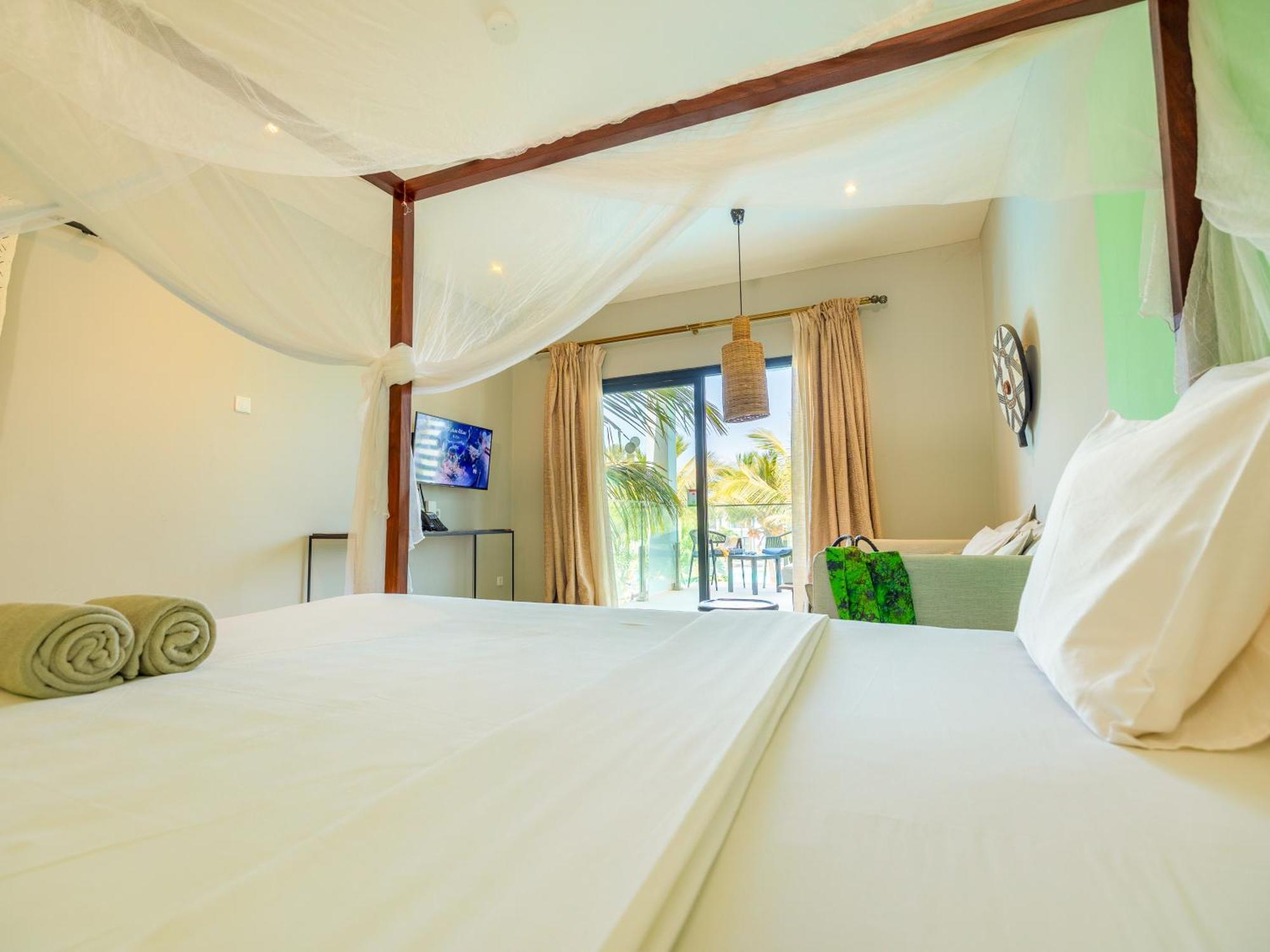 Tamala Beach Resort (Adults Only) Kotu Exterior foto